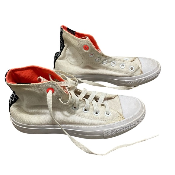 Converse Chuck Taylor II Unisex Sneakers - Picture 3 of 9
